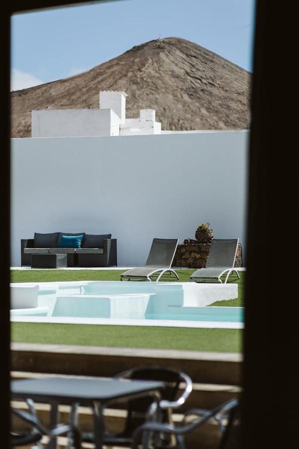 Hotelito Rural Flor De Timanfaya Tinajo Exterior photo